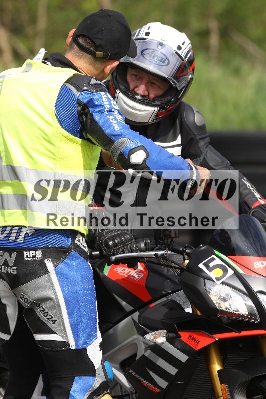 /Archiv-2025/10 23.04.2025 Cornu Master School ADR/rot-rouge/51